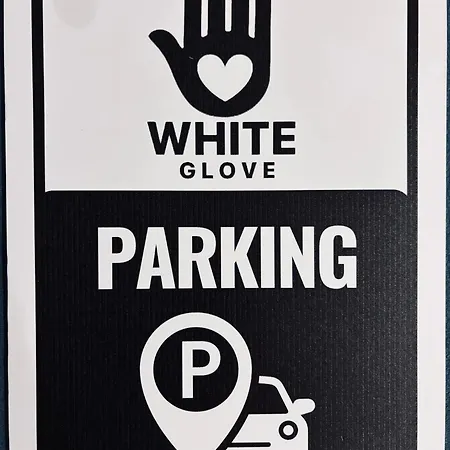 White Glove Prestige Tarasy Baltyku Molo